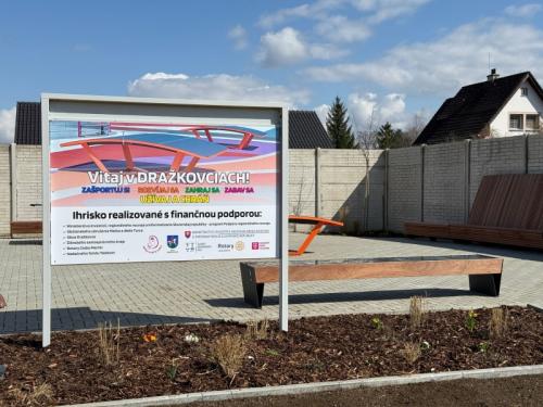 Športovo-relaxačnú zónu pre deti a mládež v DražkovciachFoto č.8